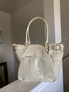 VINTAGE Cream Brahmin Bag with Gold Hardware
